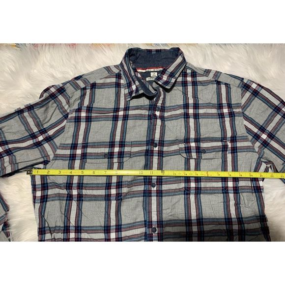 Tommy Hilfiger button up - Picture 7 of 9